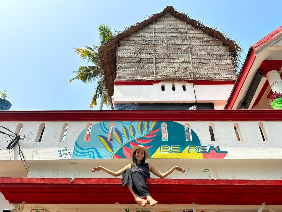 Hostelexp, Varkala - A Beach Town Hostel ภายนอก รูปภาพ