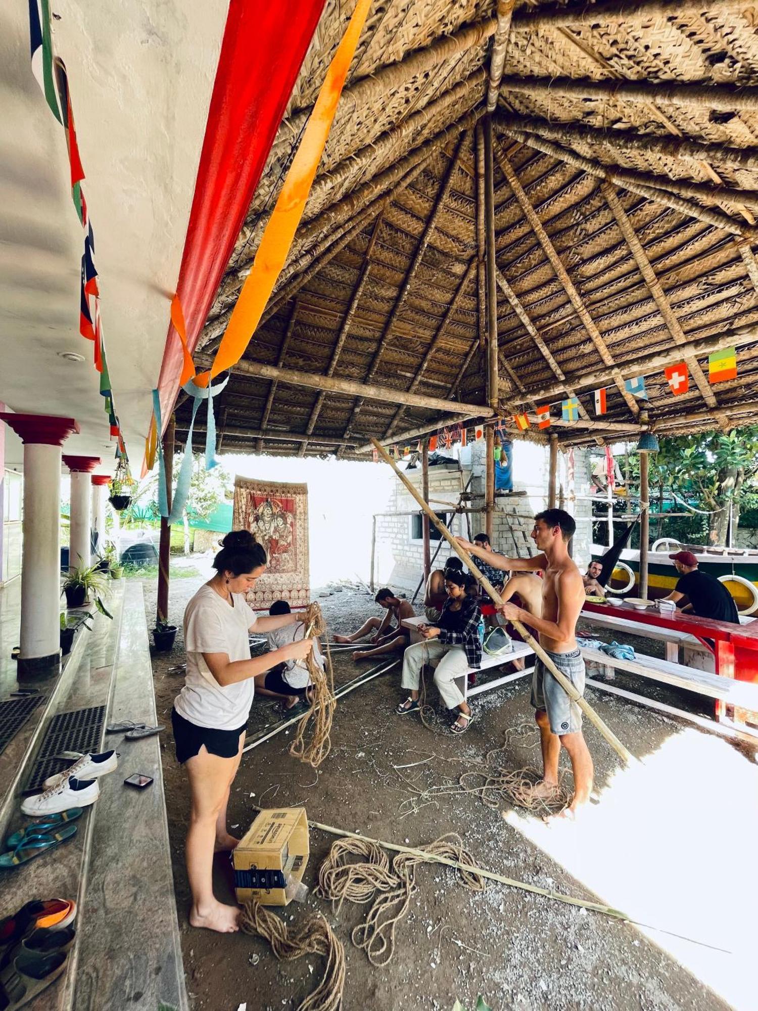 Hostelexp, Varkala - A Beach Town Hostel ภายนอก รูปภาพ