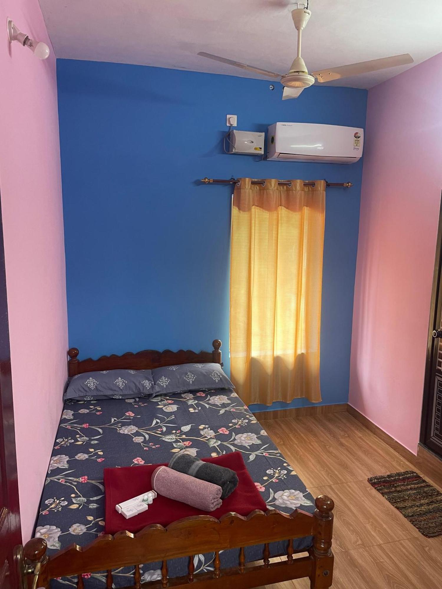 Hostelexp, Varkala - A Beach Town Hostel ภายนอก รูปภาพ