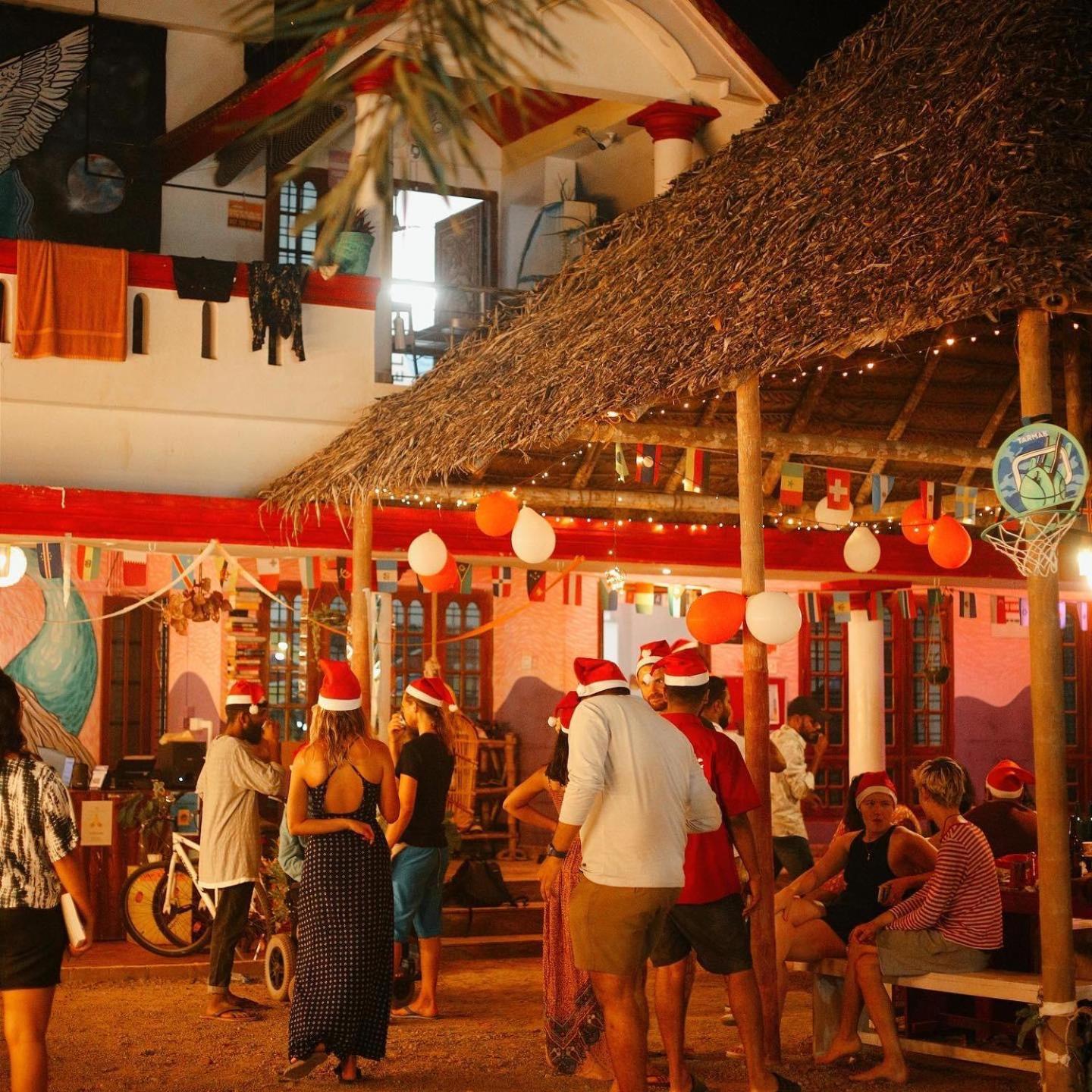 Hostelexp, Varkala - A Beach Town Hostel ภายนอก รูปภาพ
