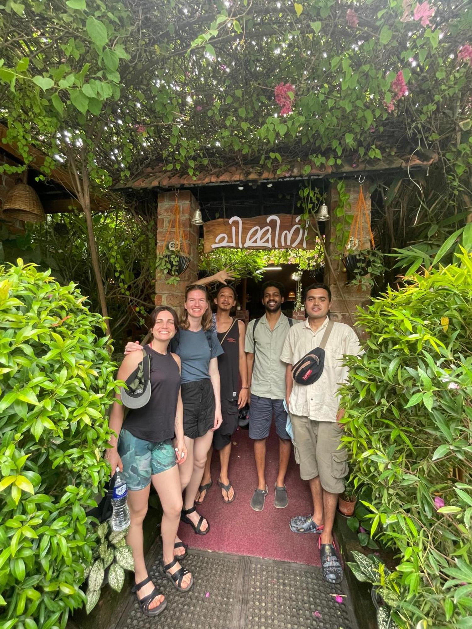 Hostelexp, Varkala - A Beach Town Hostel ภายนอก รูปภาพ